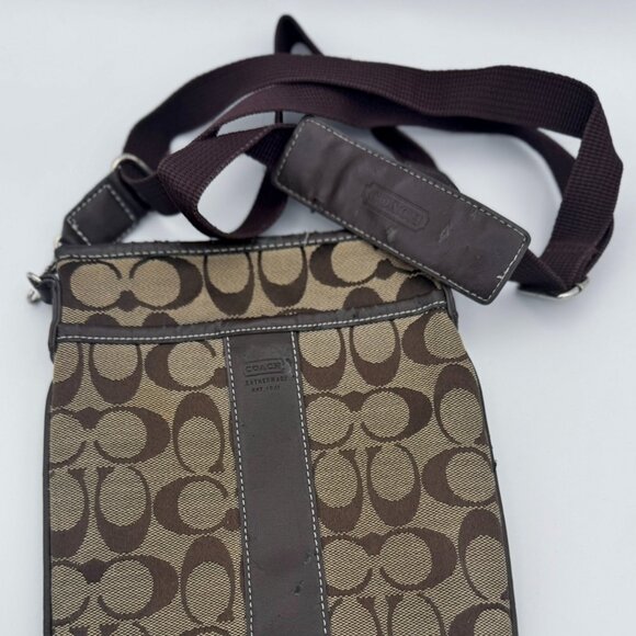 Coach Crossbody Purse Tan Brown Sig Signature C Logo - Picture 2 of 4